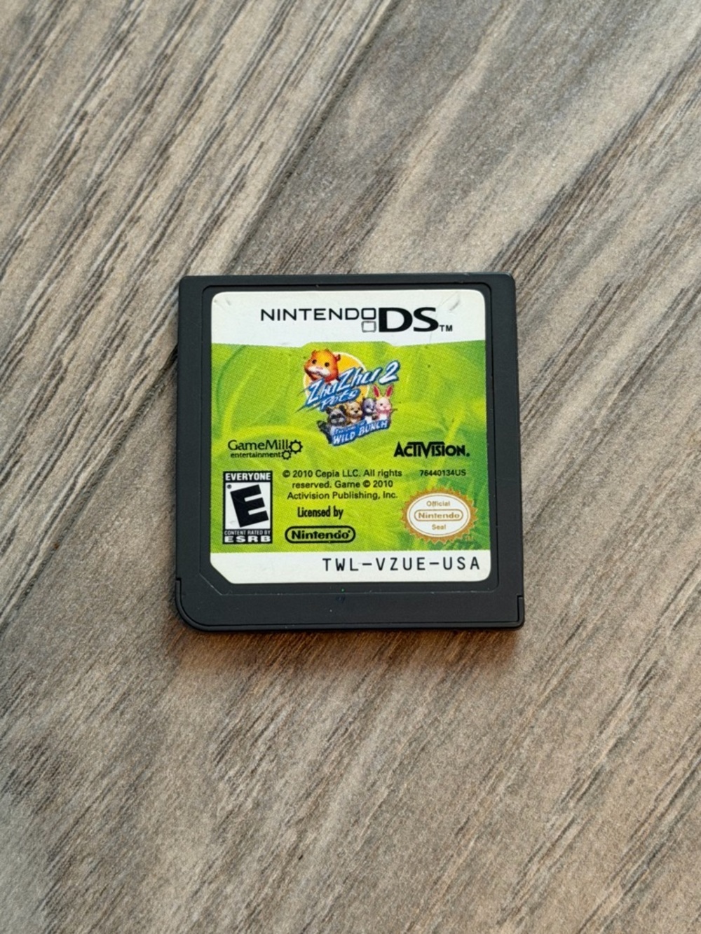 Zhu Zhu Pets 2 Featuring The Wild Bunch Nintendo DS Authentic Tested Cartridge